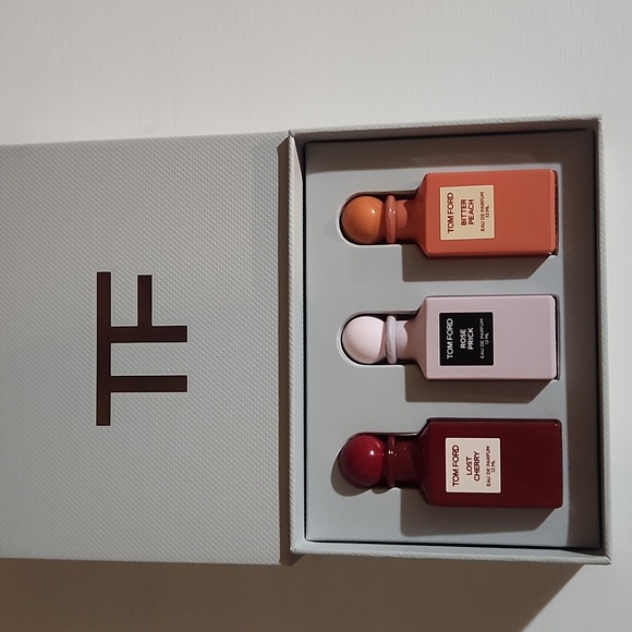 TOM FORD Private Blend Mini Decanter Collection - Picture 4 of 4